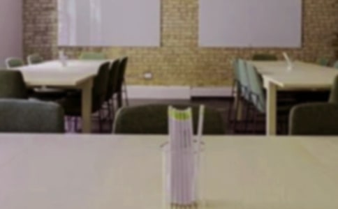 ҵ칫־
